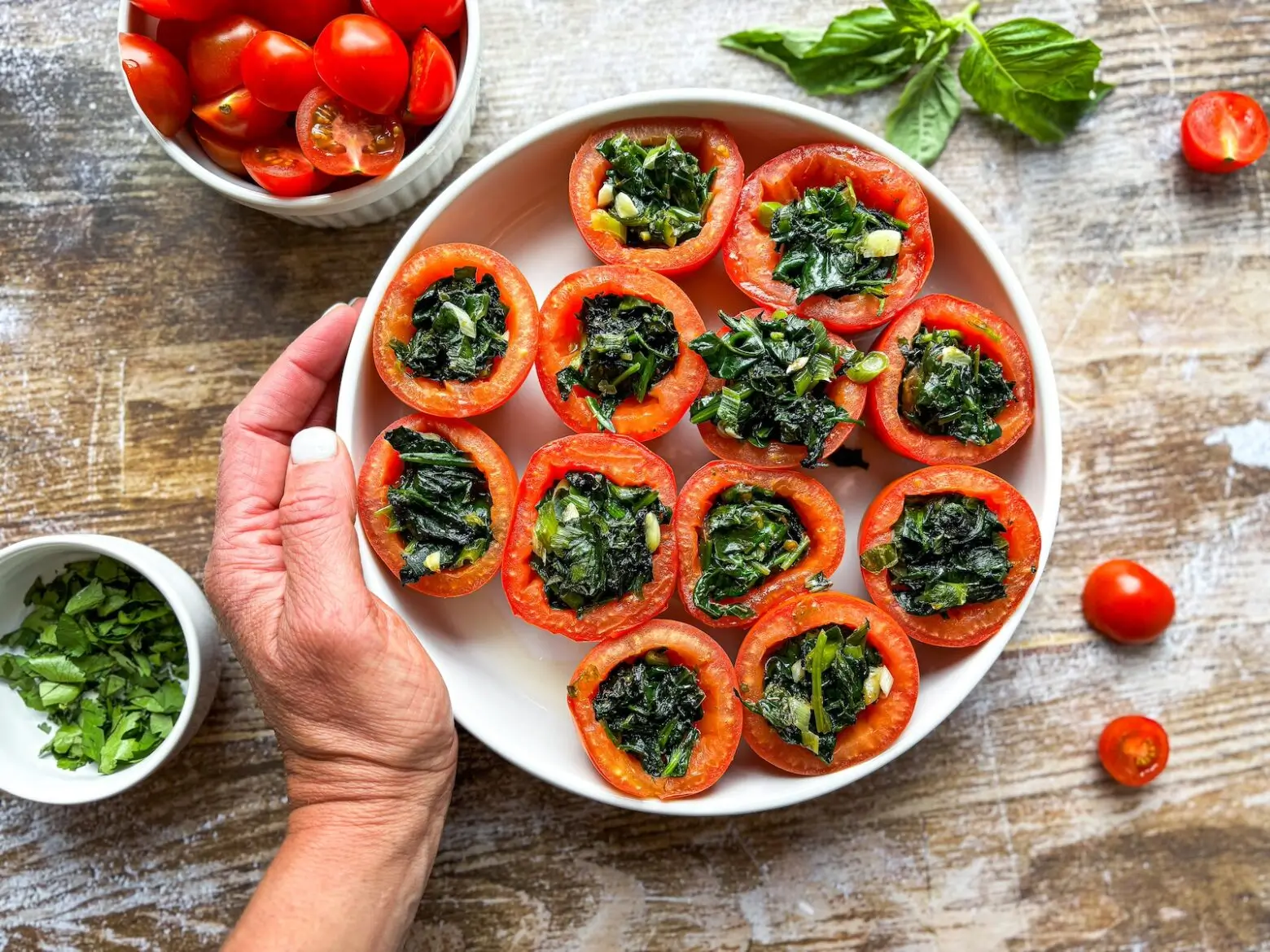 Spinaci e pomodori saltati